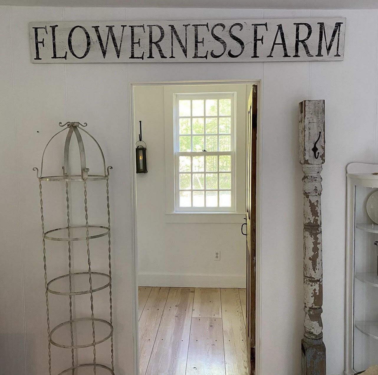 Flowerness Farm Room